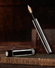 Onoto Hamlet fountain pen limited edition